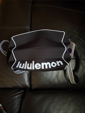 lululemon athletica Black fold it hold it crossbody bag